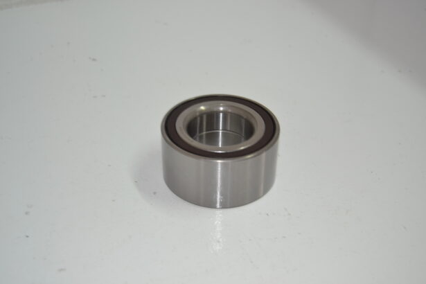 New front wheel bearings hub for sale