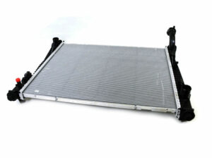 Jeep Grand Cherokee WK2 new Petrol Radiators for sale