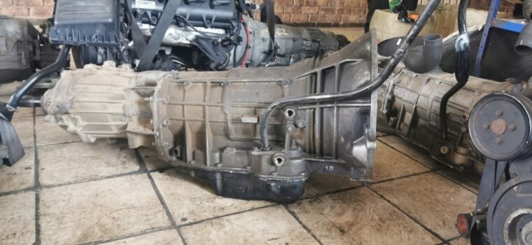 Jeep Cherokee 3.7 KJ 5 speed automatic gearbox for sale