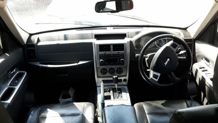 Jeep Cherokee Liberty 2.8 KK used spares parts for sale