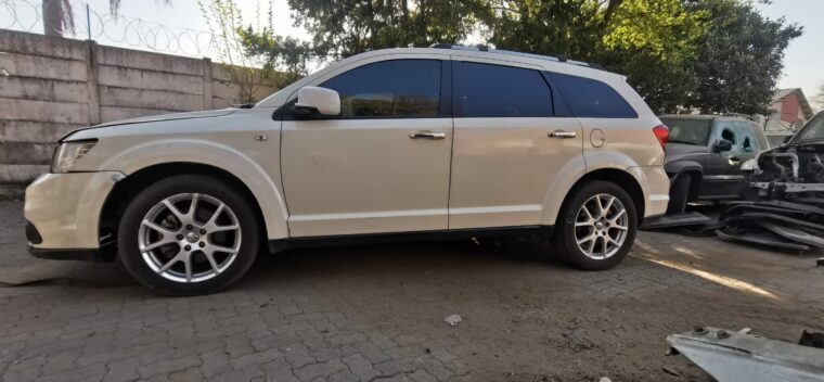 Dodge Journey 3.6 used spares for sale