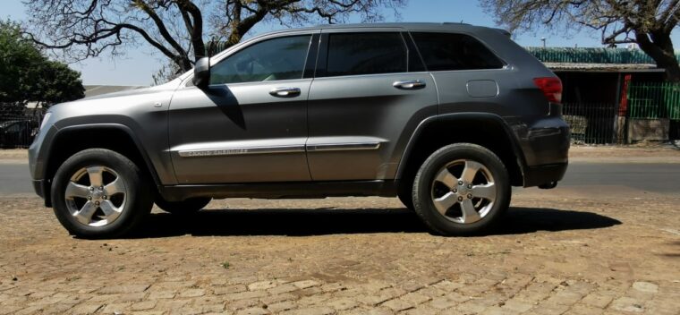 Jeep Grand Cherokee WK2 suspension parts for sale