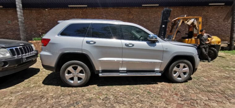 Jeep Grand Cherokee 3.6 WK2 V6 used spares for sale