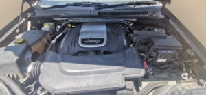 Jeep Grand Cherokee 5.7 WK used engine spares for sale