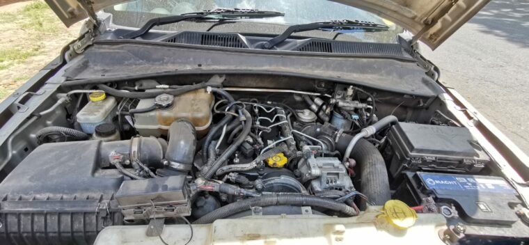 Dodge Nitro 2.8 used engine spares for sale