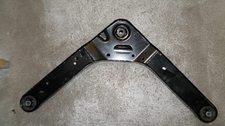 Jeep Grand Cherokee WJ new diff arm for sale