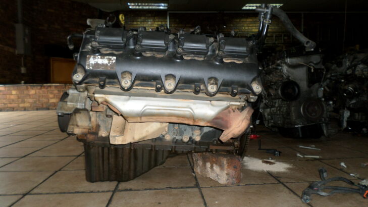 Jeep Grand Cherokee 5.7 WK2 V8 used petrol engine for sale