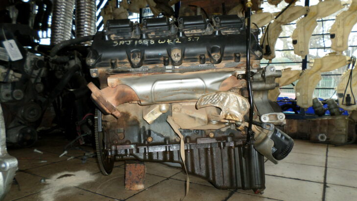 Jeep Grand Cherokee 5.7 WK2 V8 used petrol engine for sale