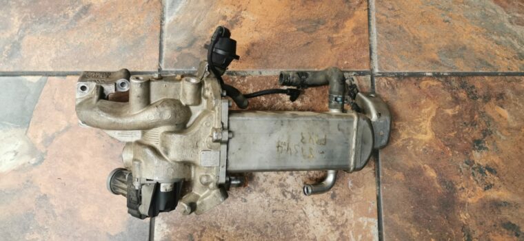Chrysler Grand Voyager 2.8 used oil cooler for sale