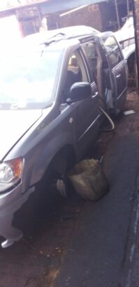 Chrysler Voyager 2.8/2007 stripping for spares/parts.