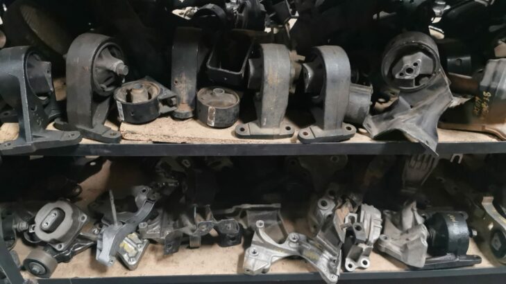 Chrysler used engine mountings for sale