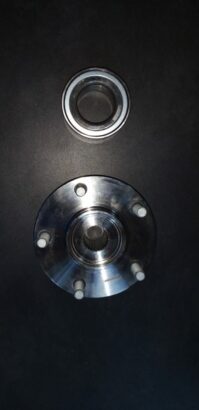 Dodge Caliber front wheel hubs for sale