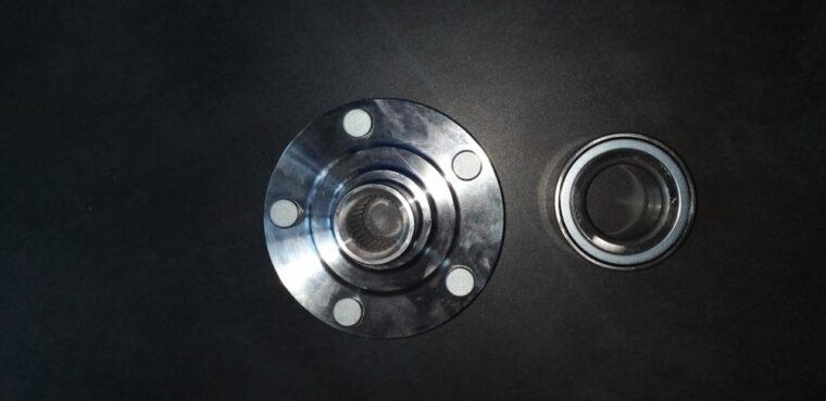Dodge Caliber front wheel hubs for sale