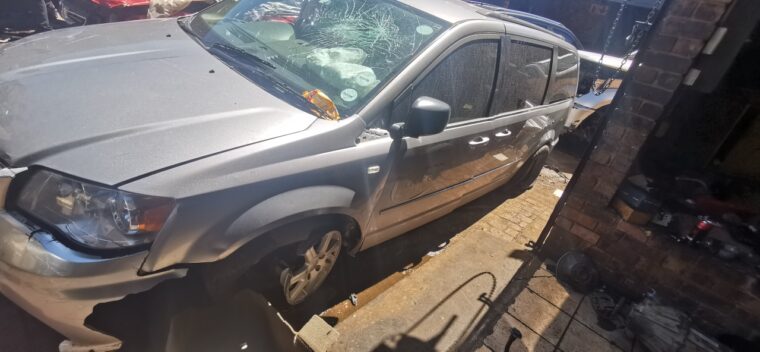 Chrysler Grand Voyager stripping for spares
