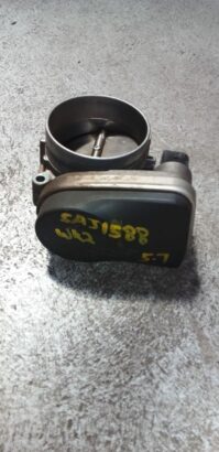 Jeep Grand Cherokee WK2 5.7 Used Throttle body for sale.