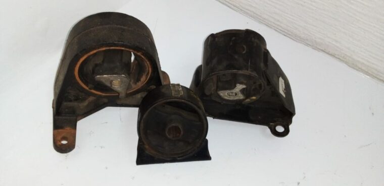 Chrysler, Dodge and Jeep used Engine Mountings for sale.