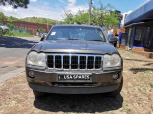 JEEP GRAND CHEROKEE 5.7 WK STRIPPINNG FOR SPARES