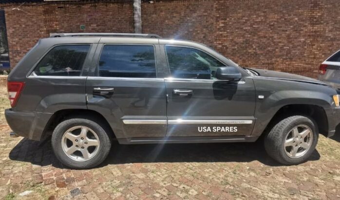 JEEP GRAND CHEROKEE 5.7 WK STRIPPINNG FOR SPARES