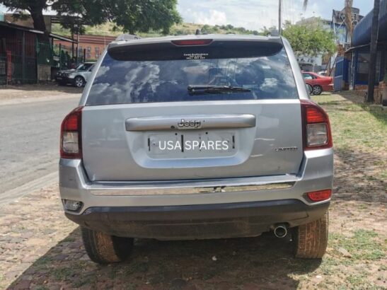 JEEP COMPASS 2.0 STRIPPING FOR SPARES.