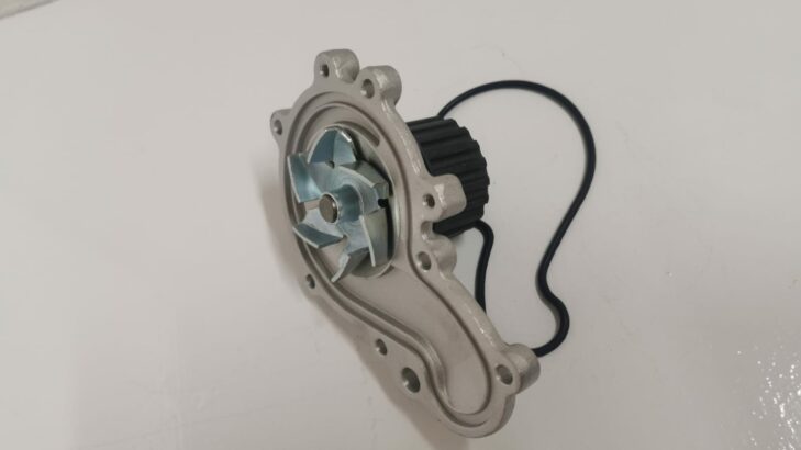 NEW CHRYSLER NEON WATER PUMP FOR SALE.